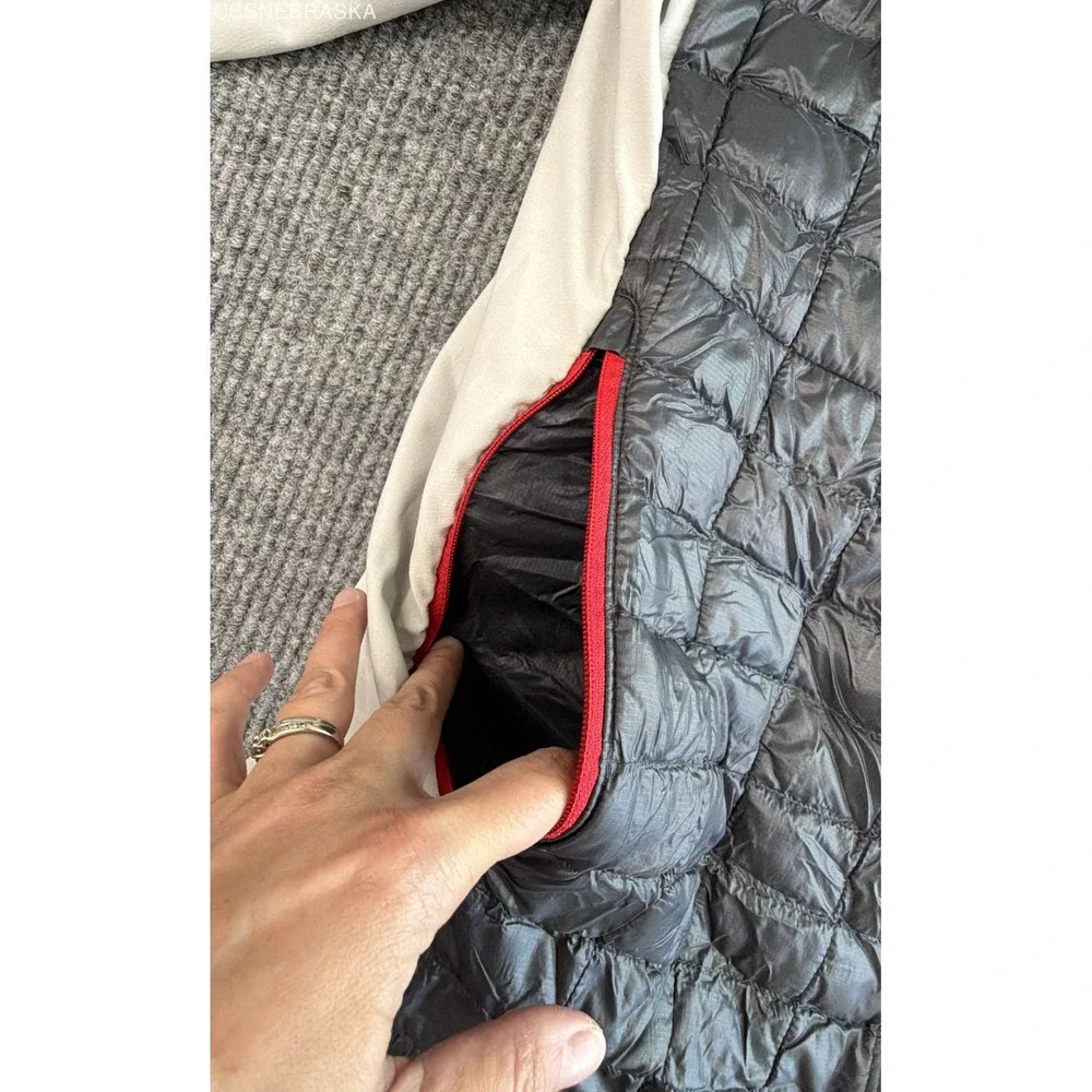The North Face Men's Gray Black Hybrid Quilted Insulated Full Zip Jacket Sz L
